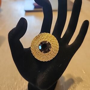 Vintage Signed BROOKS Brown Stone Round Gold Tone Brooch Pin